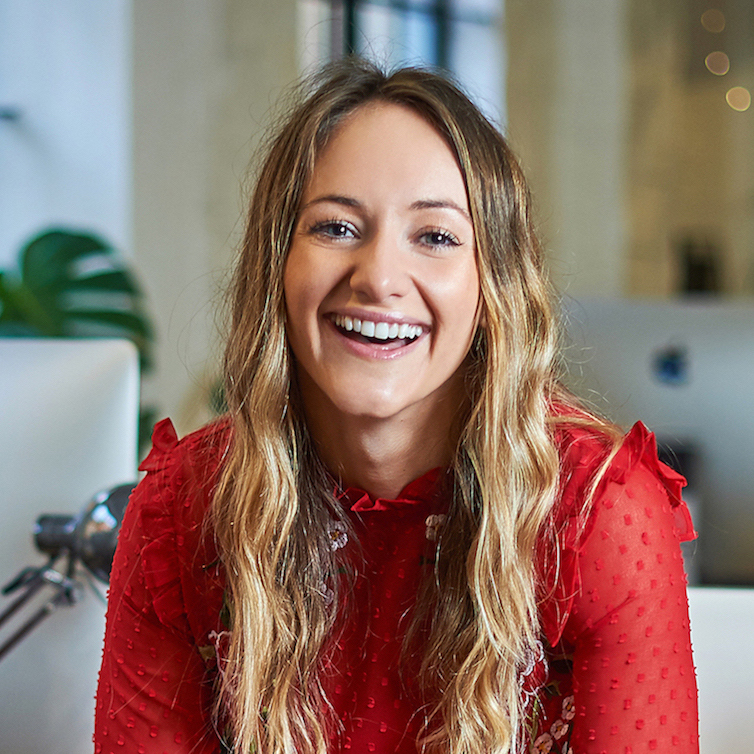 Lizzie_Earl-032-Headshot